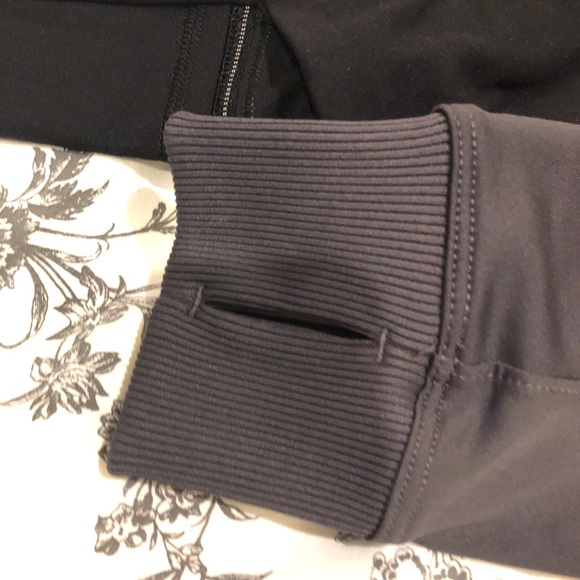 Nike Running Jacket - Picture 4 of 5